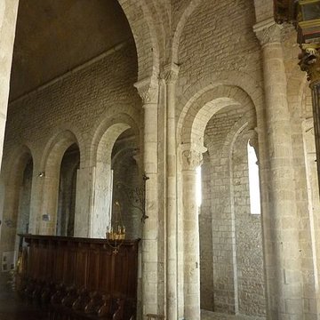 Église Saint-Pierre de Varen