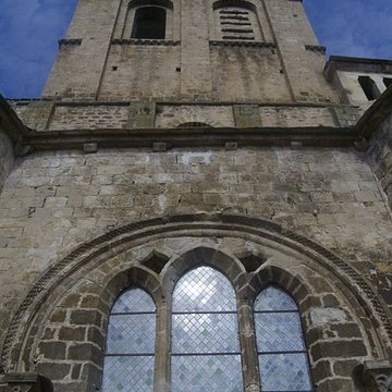 Église Saint-Pierre de Varen