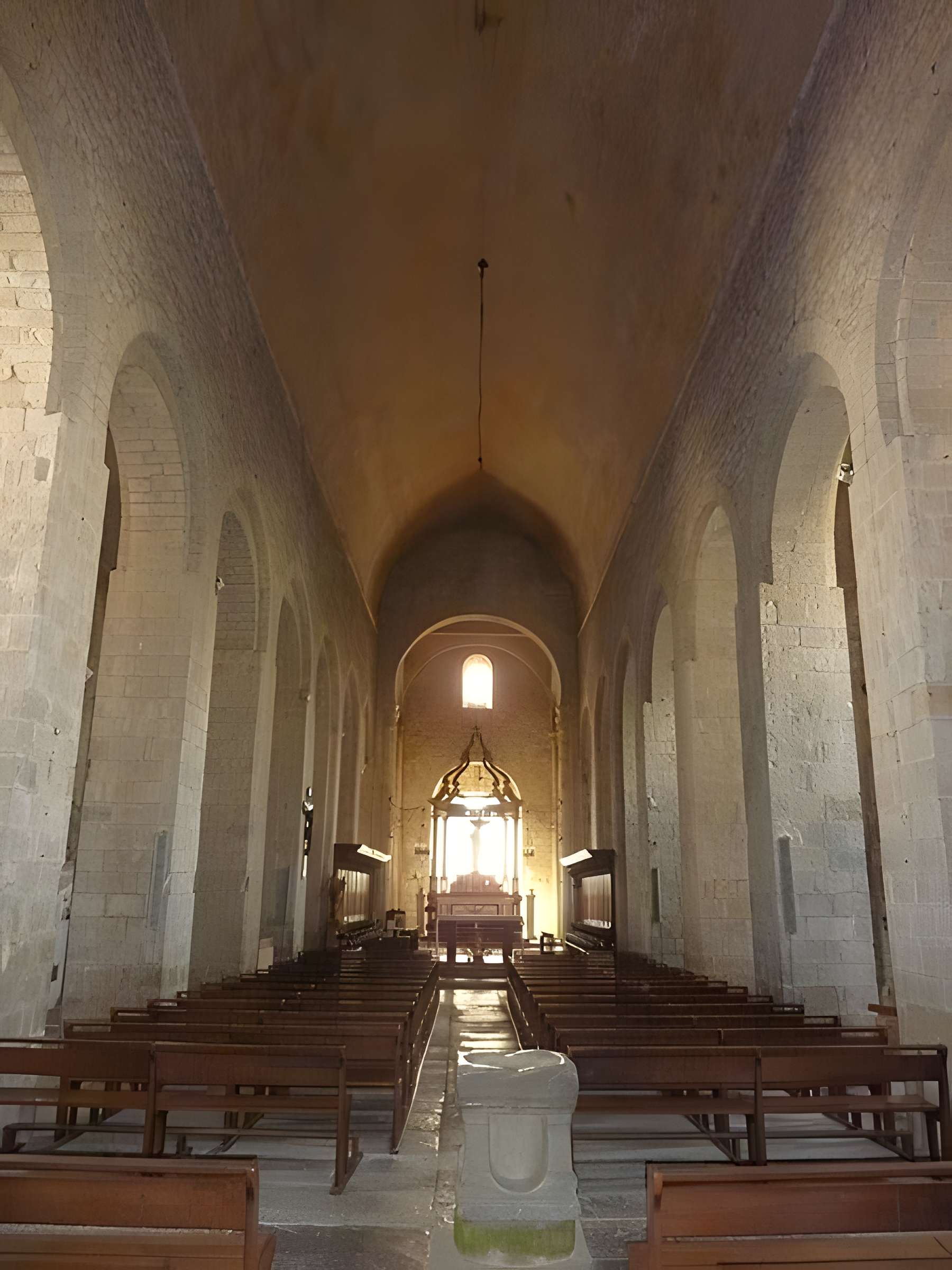 Église Saint-Pierre de Varen