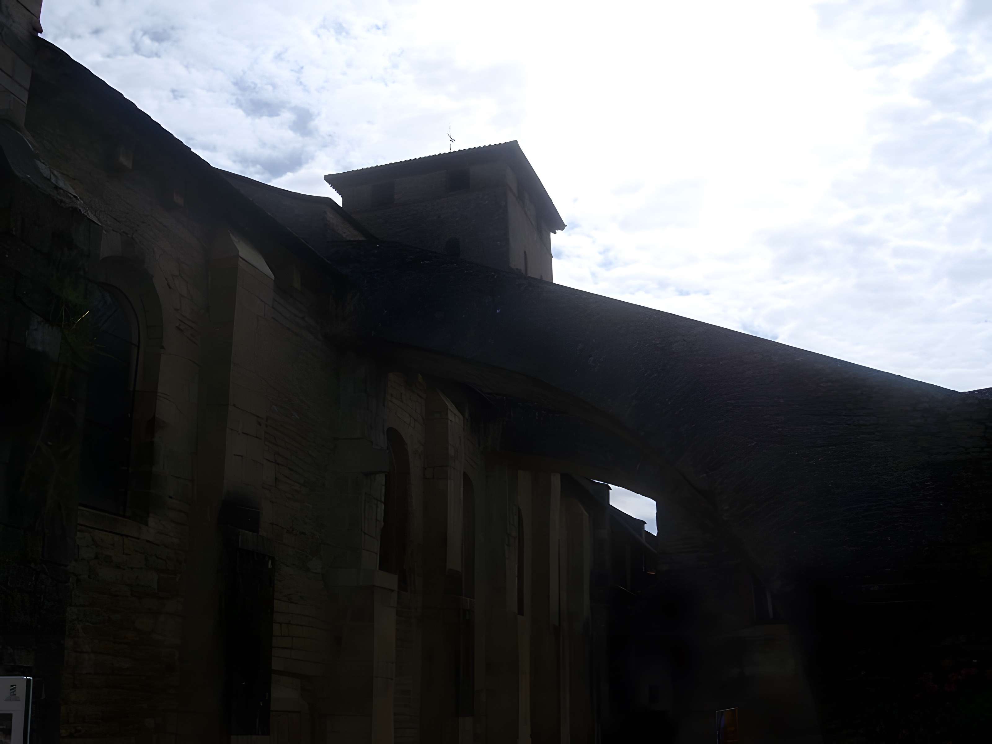 Église Saint-Pierre de Varen