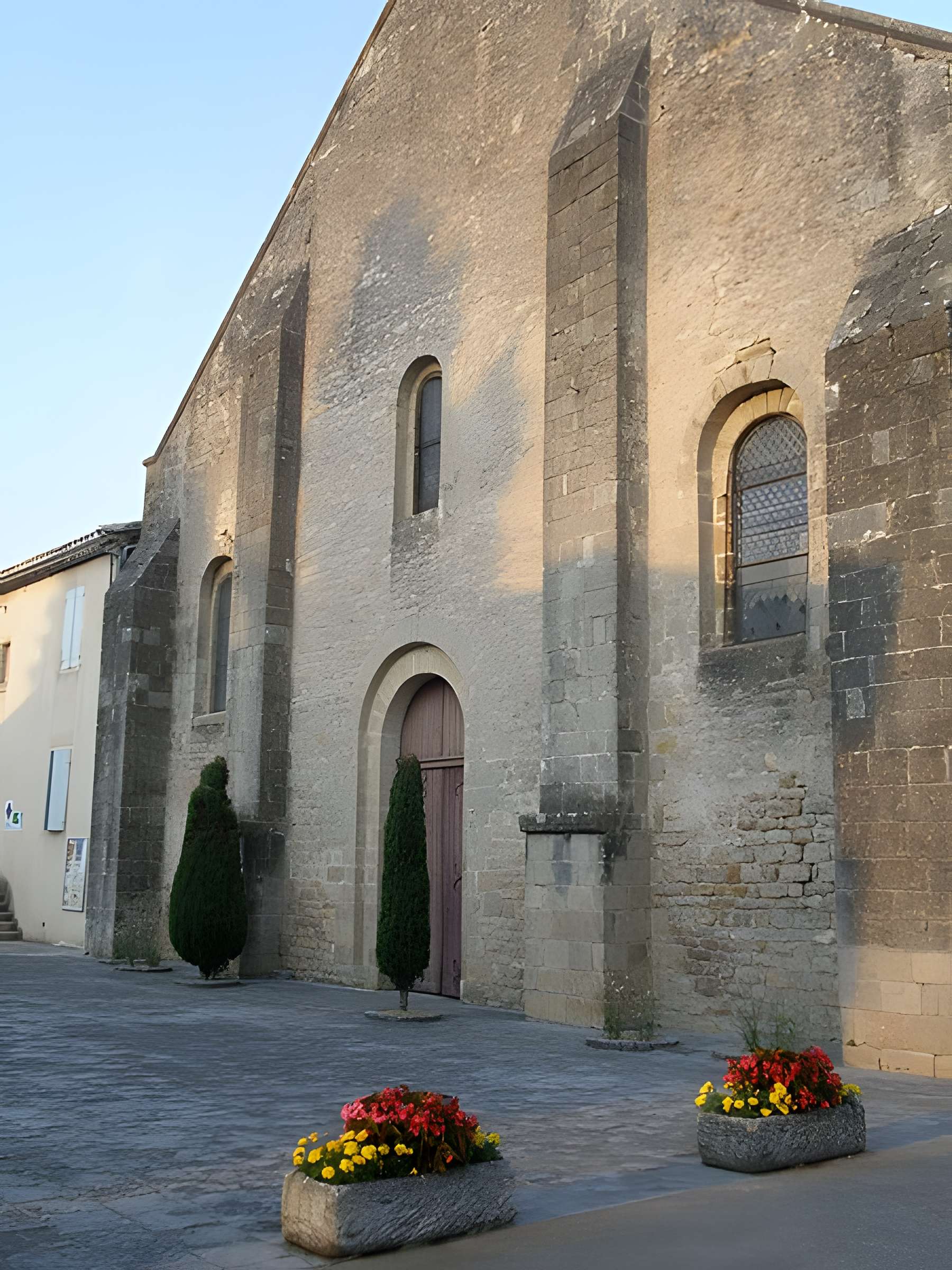 Église Saint-Pierre de Varen