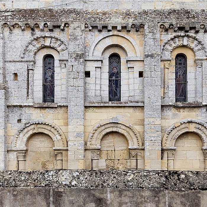 Photo de Église Saint-Pierre de Vaux-sur-Seulles