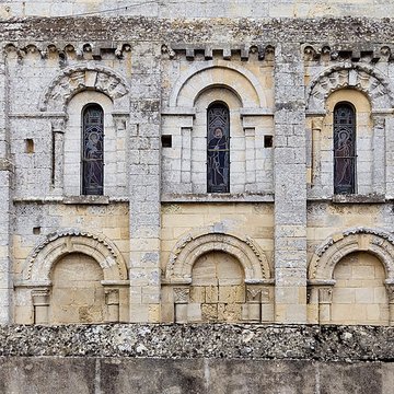 Église Saint-Pierre de Vaux-sur-Seulles