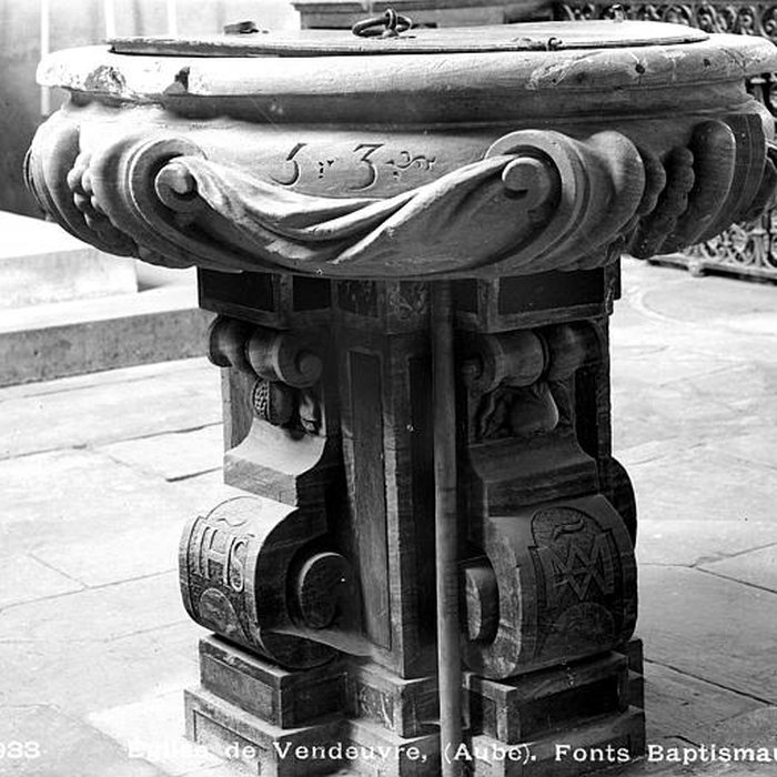 Photo de Église Saint-Pierre de Vendeuvre-sur-Barse