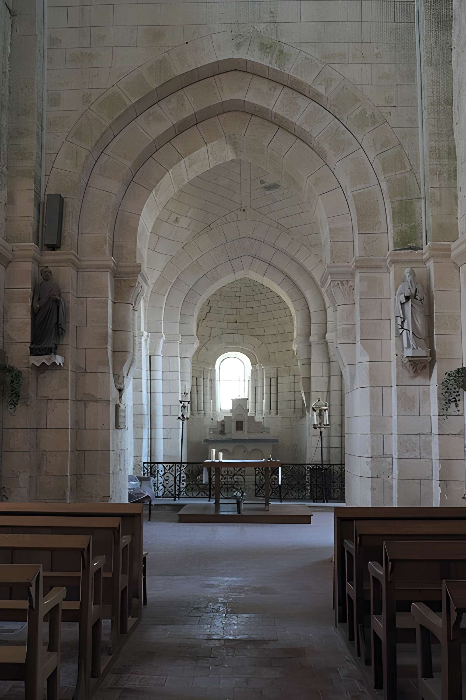 Église Saint-Pierre de Vert-la-Gravelle