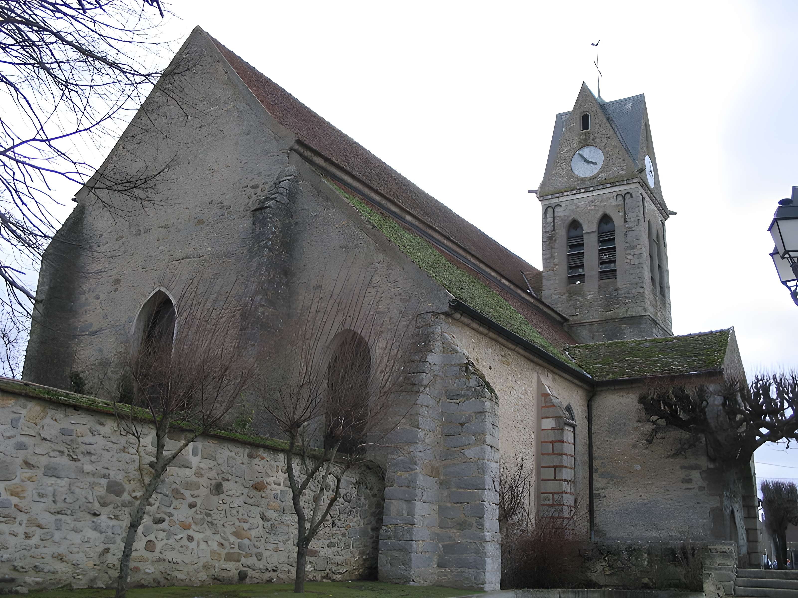 Église Saint-Pierre de Vert-Saint-Denis