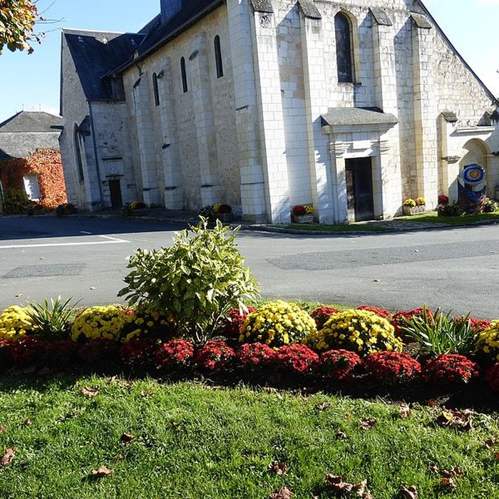 Photo de Église Saint-Pierre de Veuil