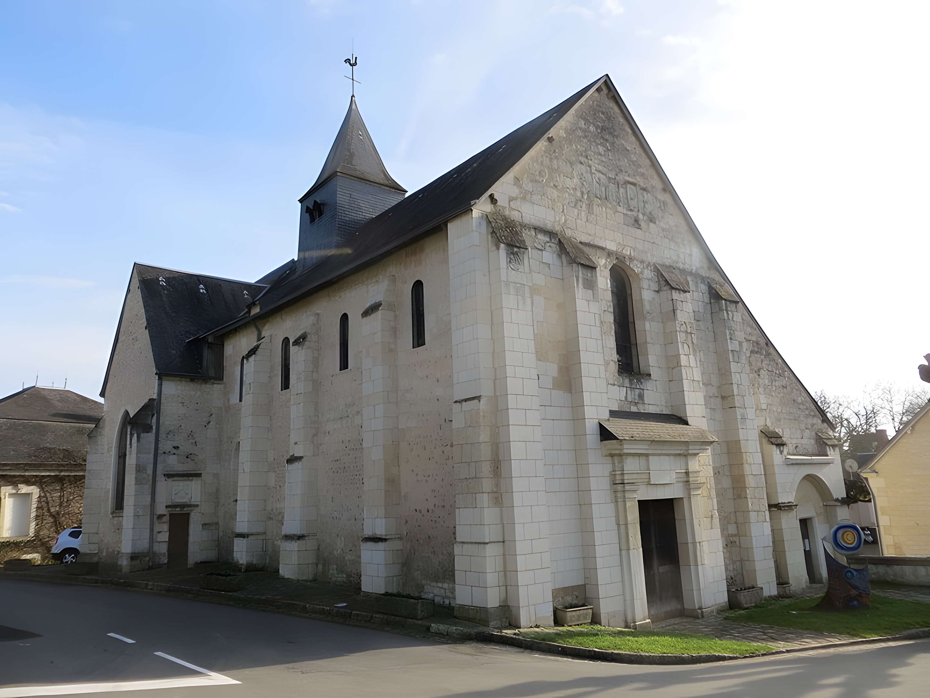Église Saint-Pierre de Veuil 