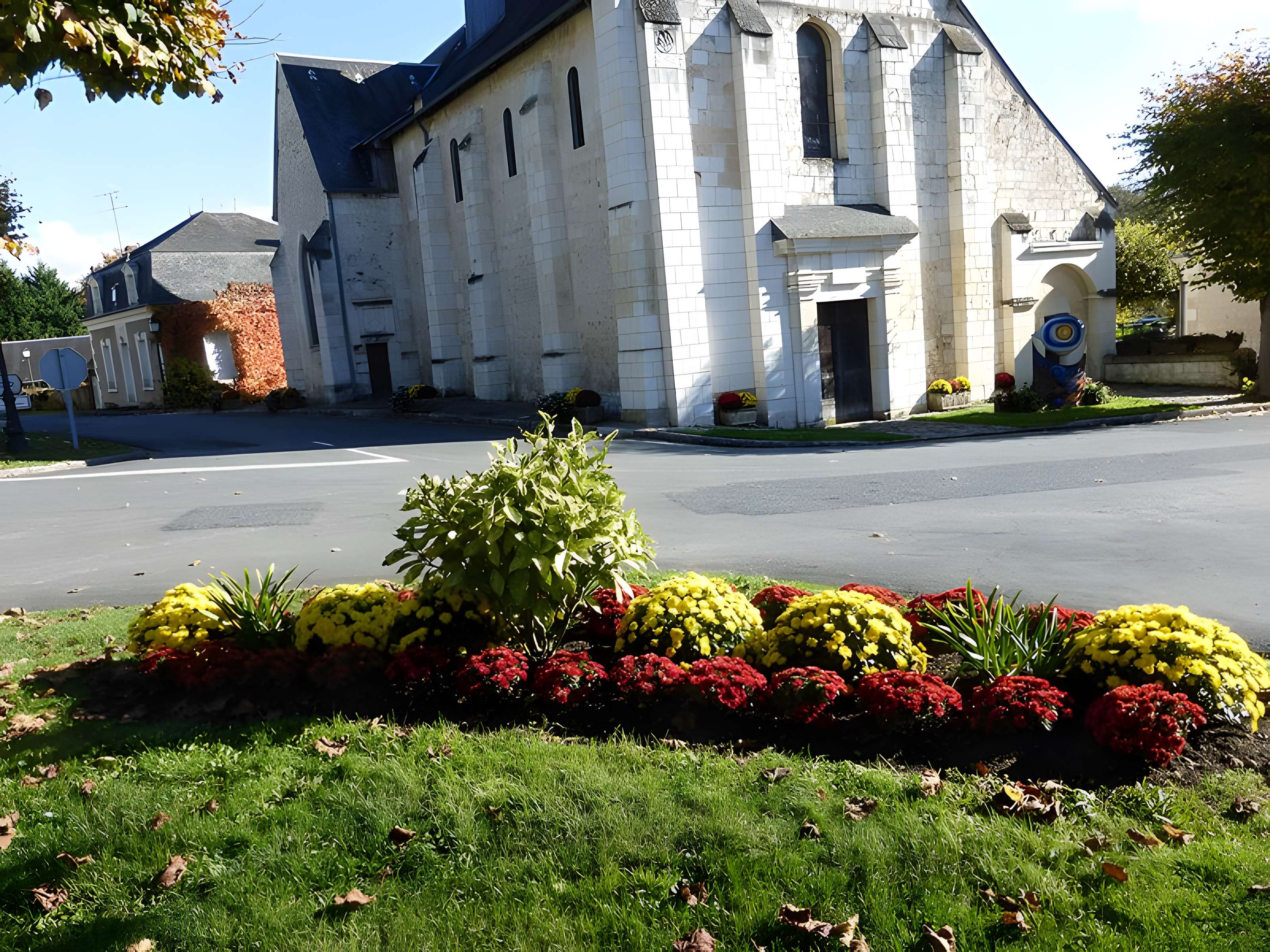 Église Saint-Pierre de Veuil