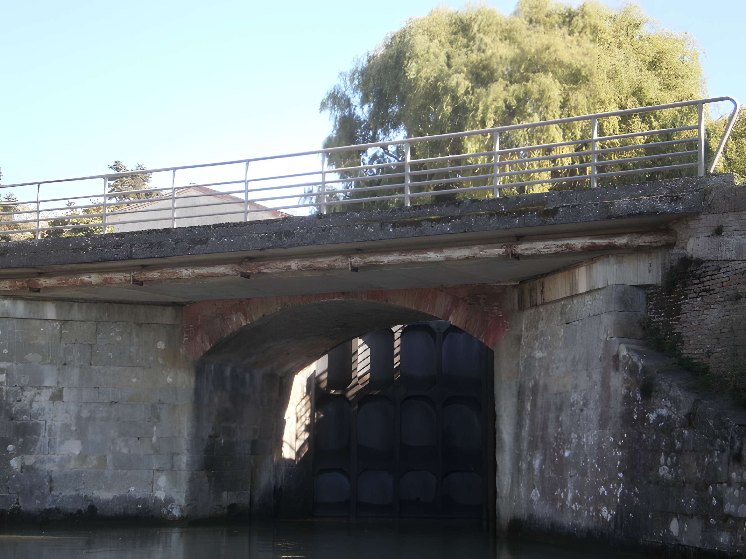Canal du Midi : Écluse de Négra