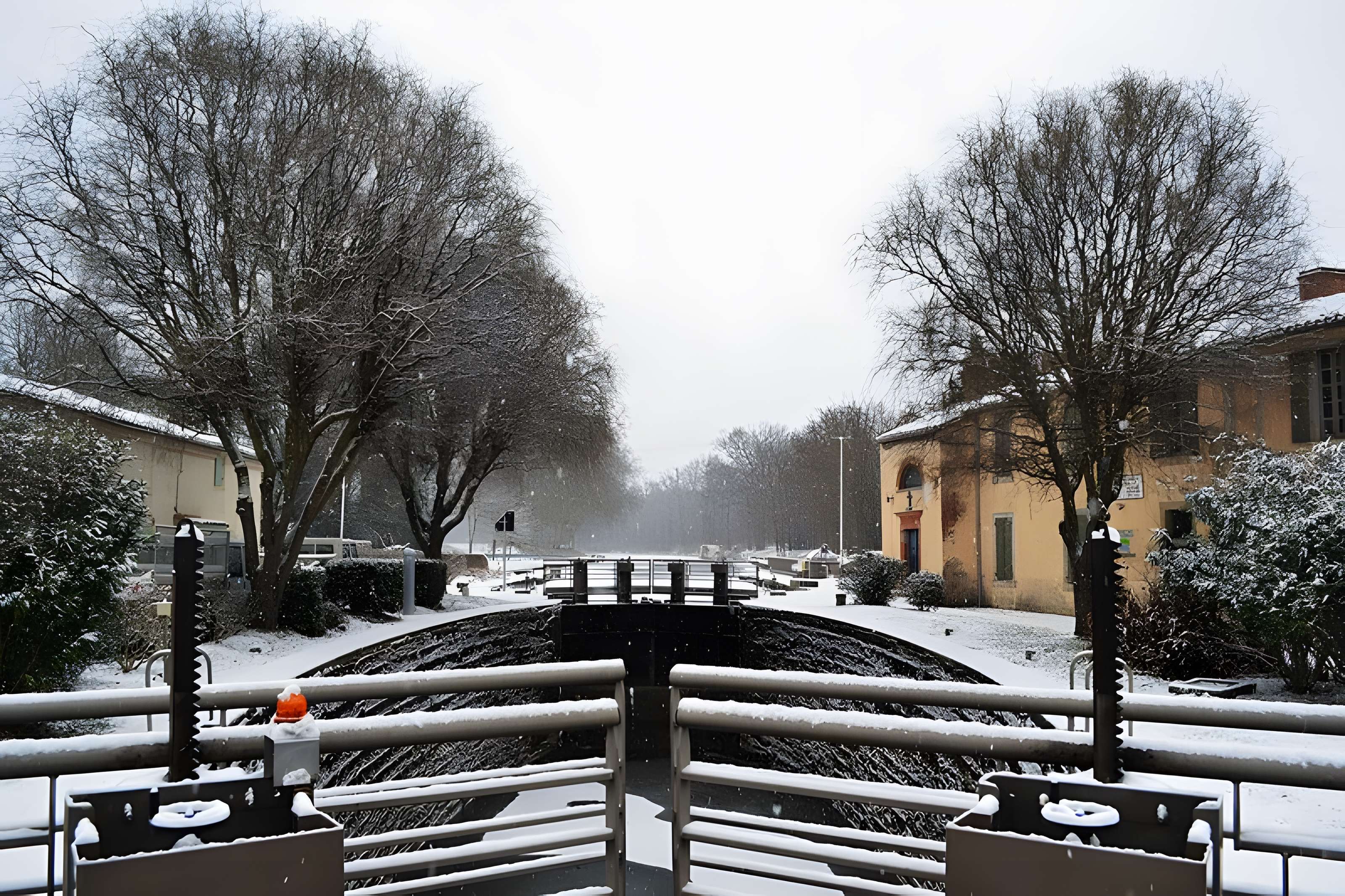 Canal du Midi : Écluse de Négra