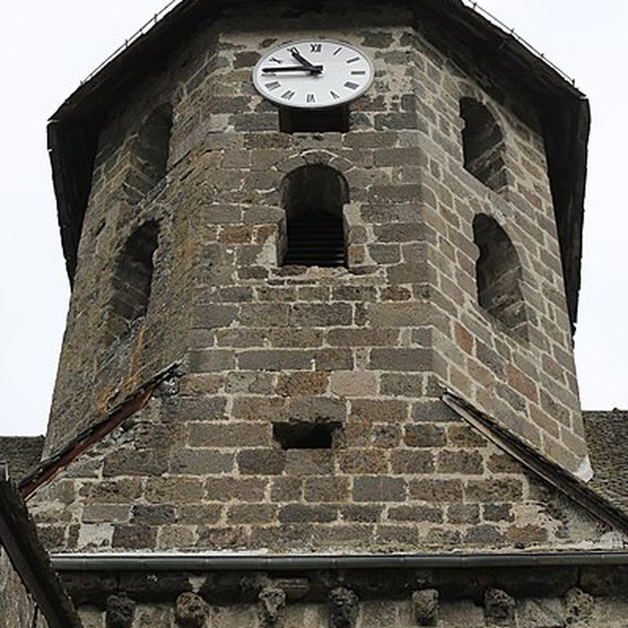 Photo de Église Saint-Pierre de Vic-sur-Cère