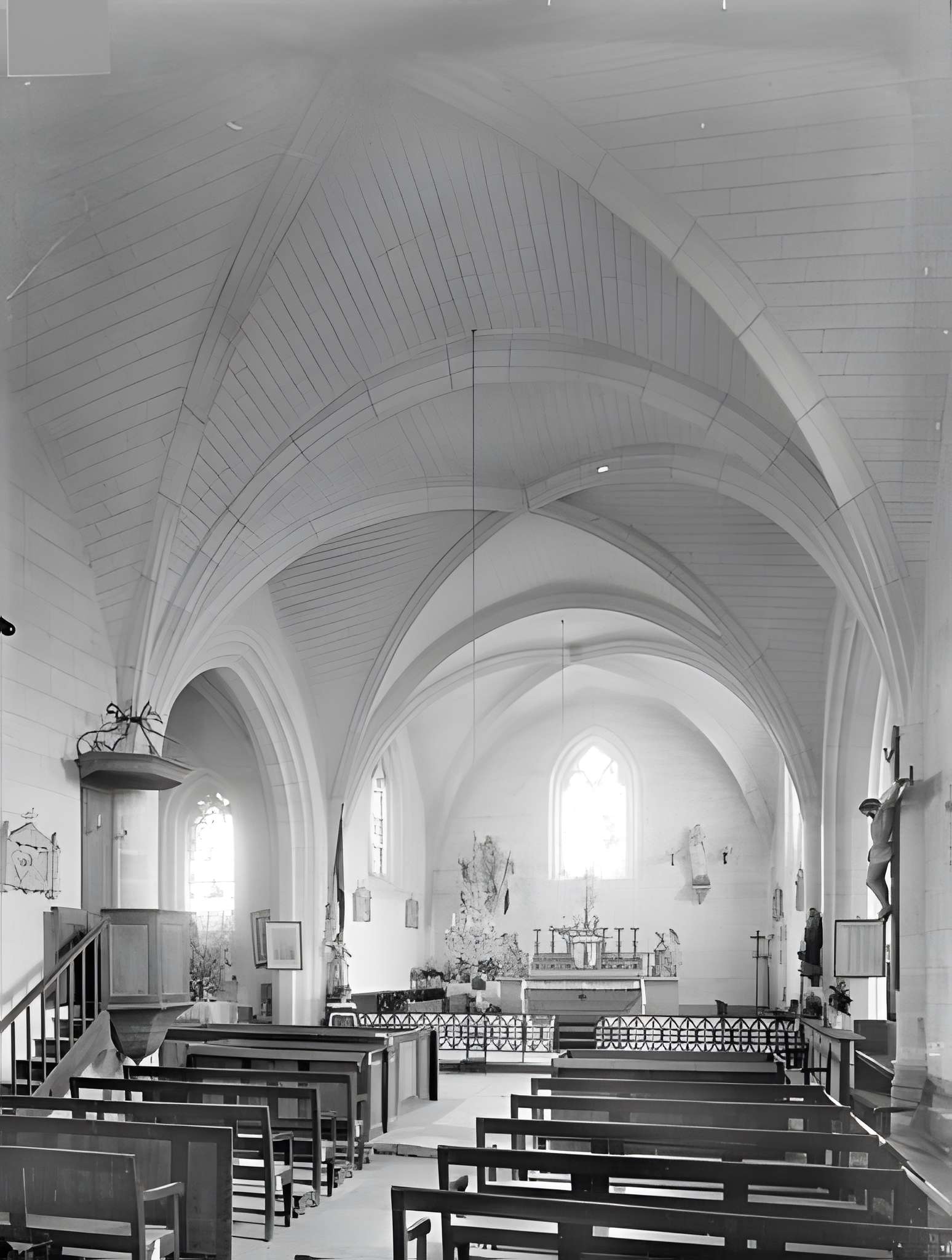 Église Saint-Pierre de Vielmanay