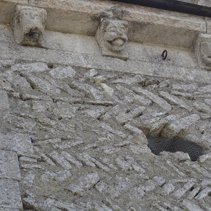 Photo de Église Saint-Pierre de Vienne-en-Bessin