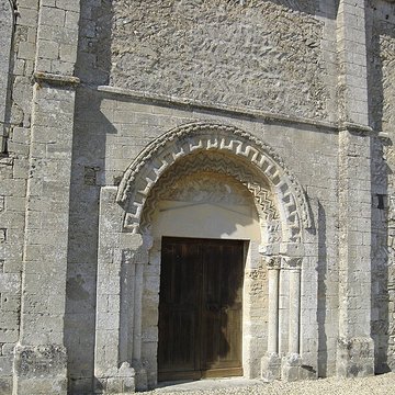 Église Saint-Pierre de Vienne-en-Bessin