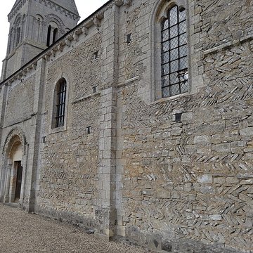 Église Saint-Pierre de Vienne-en-Bessin