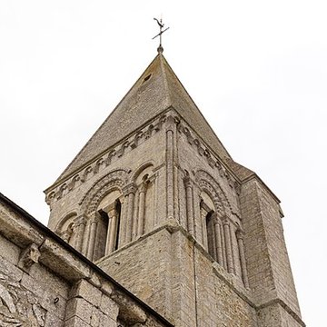 Église Saint-Pierre de Vienne-en-Bessin