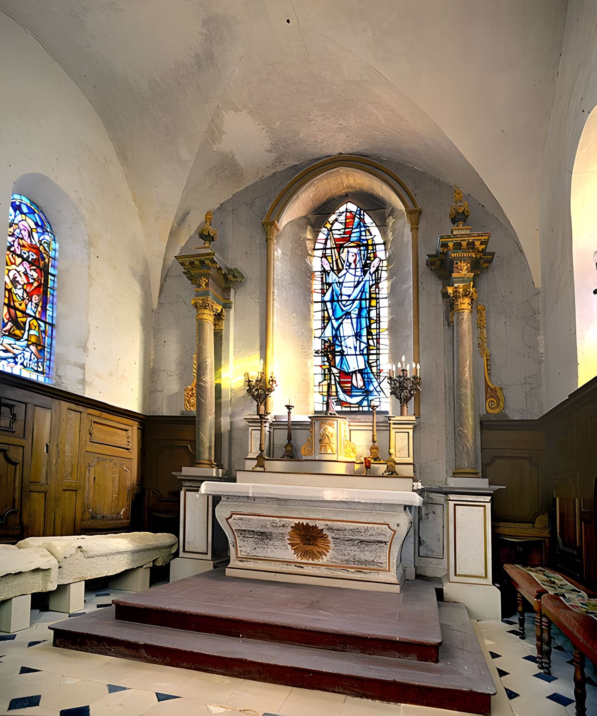 Église Saint-Pierre de Vienne-en-Bessin