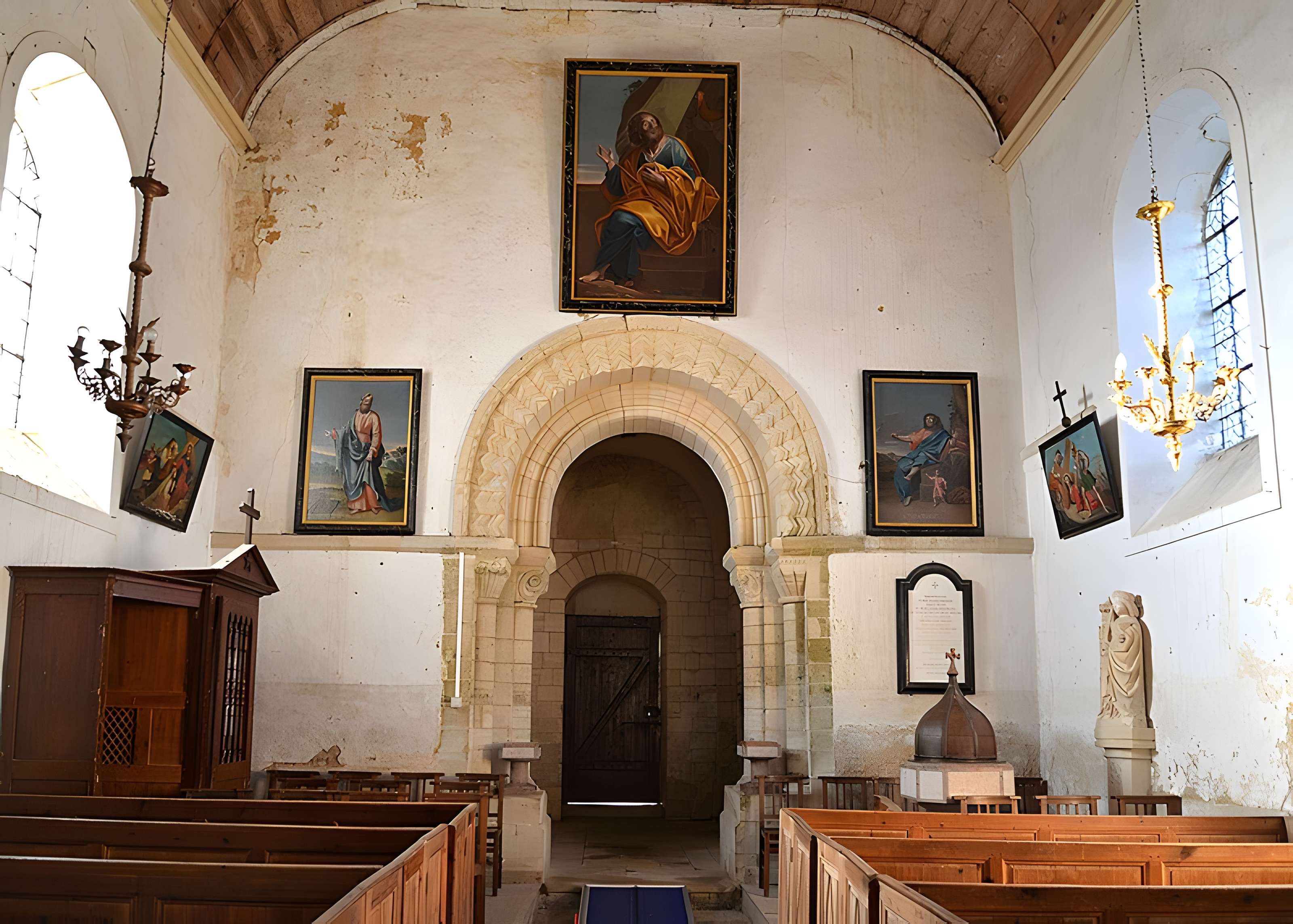 Église Saint-Pierre de Vienne-en-Bessin