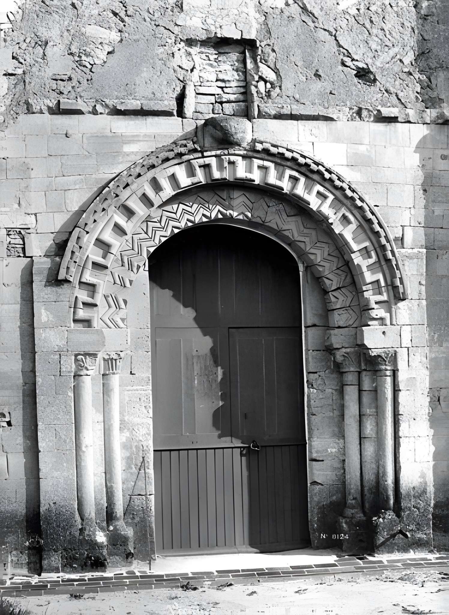 Église Saint-Pierre de Vienne-en-Bessin