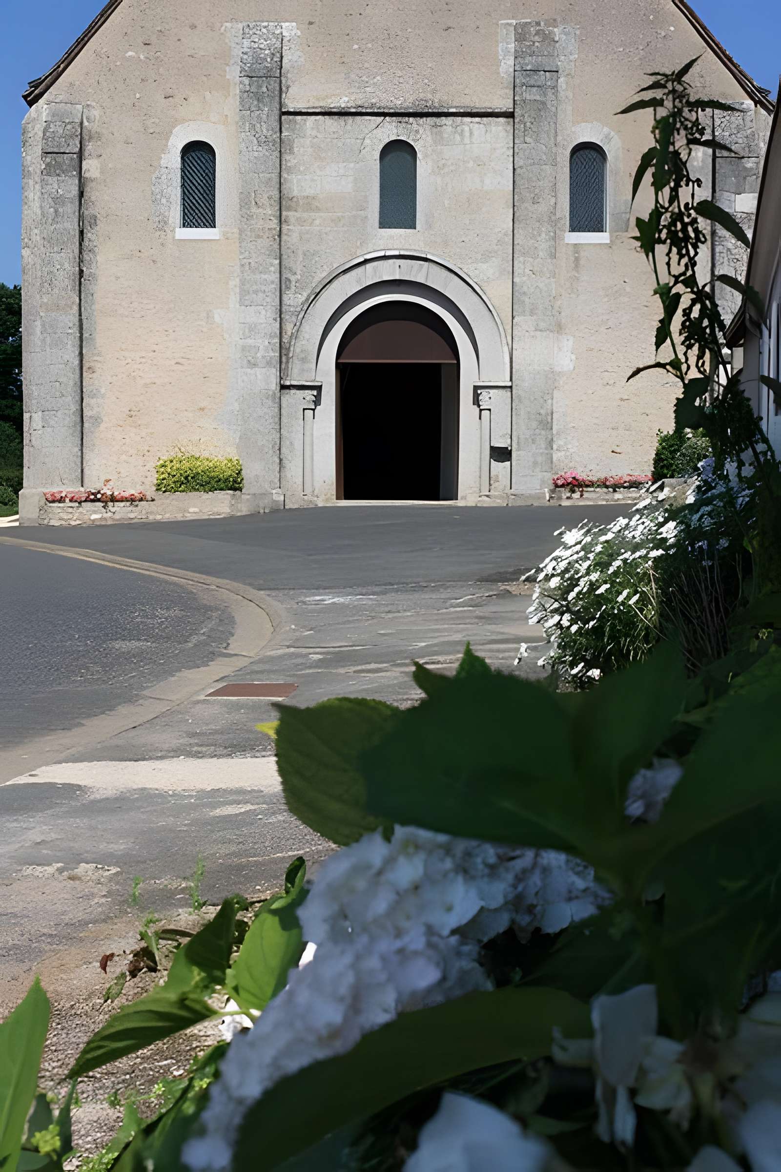 Église Saint-Pierre de Vievy-le-Rayé