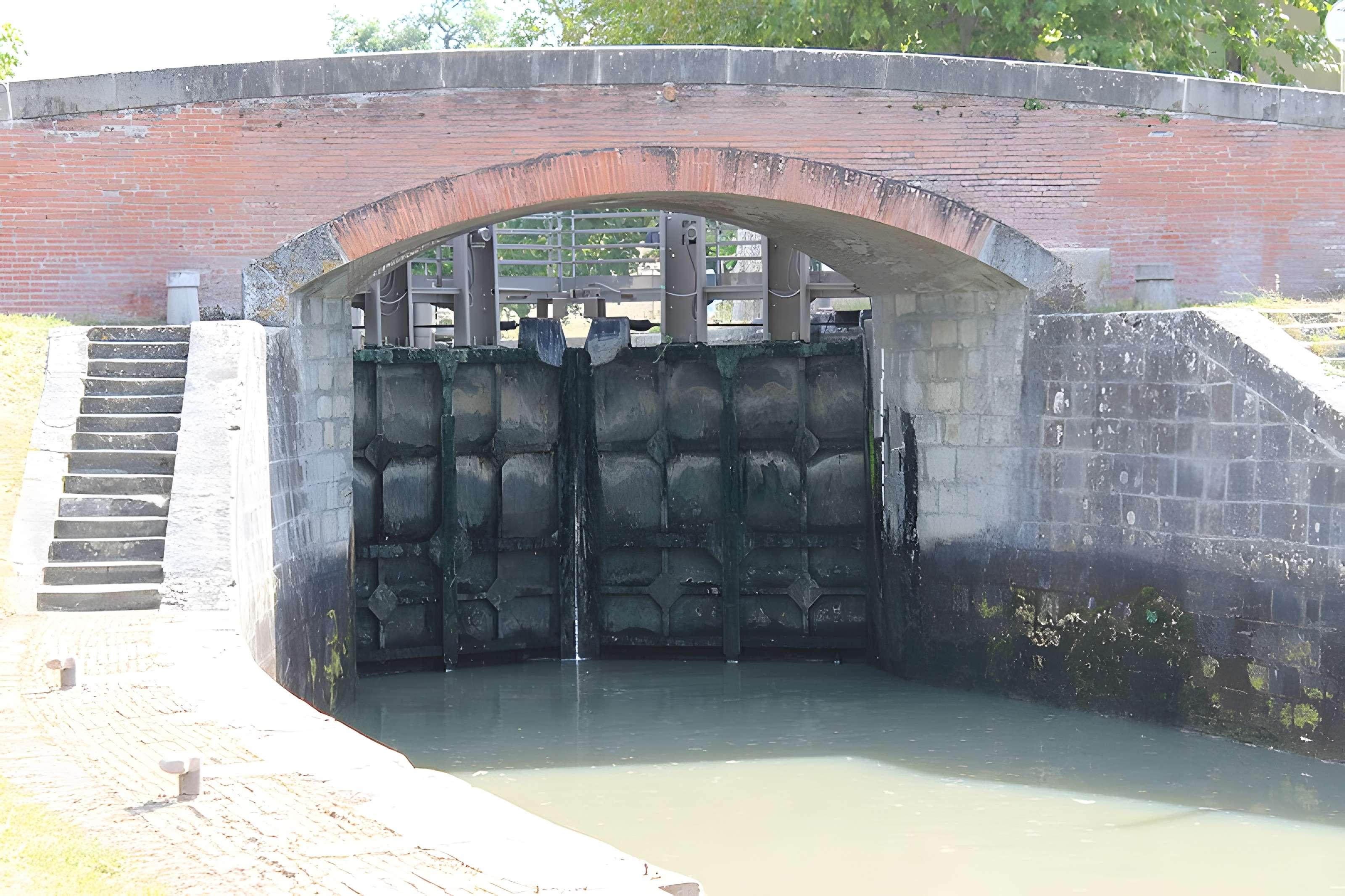 Canal du Midi : Écluse du Sanglier