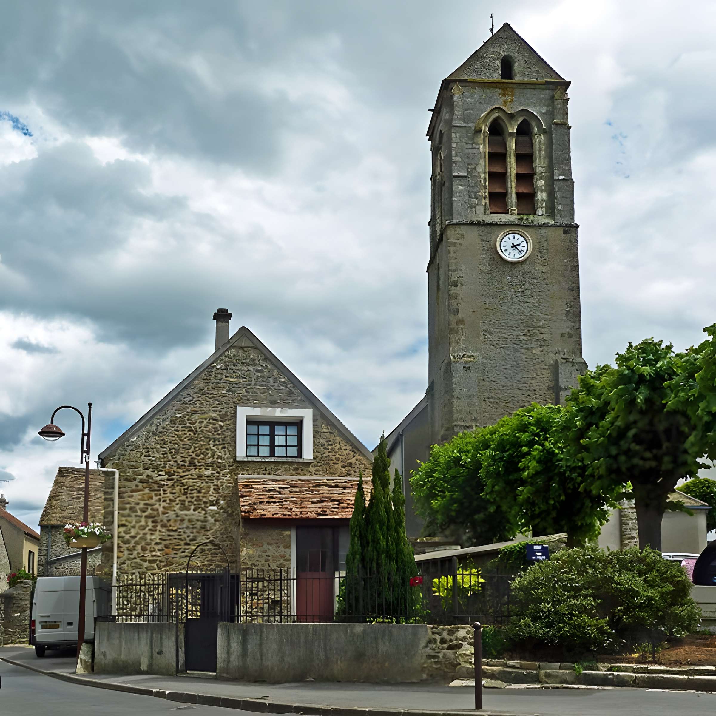 Église Saint-Pierre d'Égly 