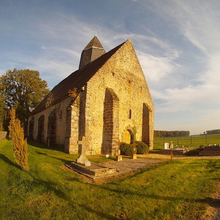 Photo de Église Saint-Pierre des Corvées-les-Yys