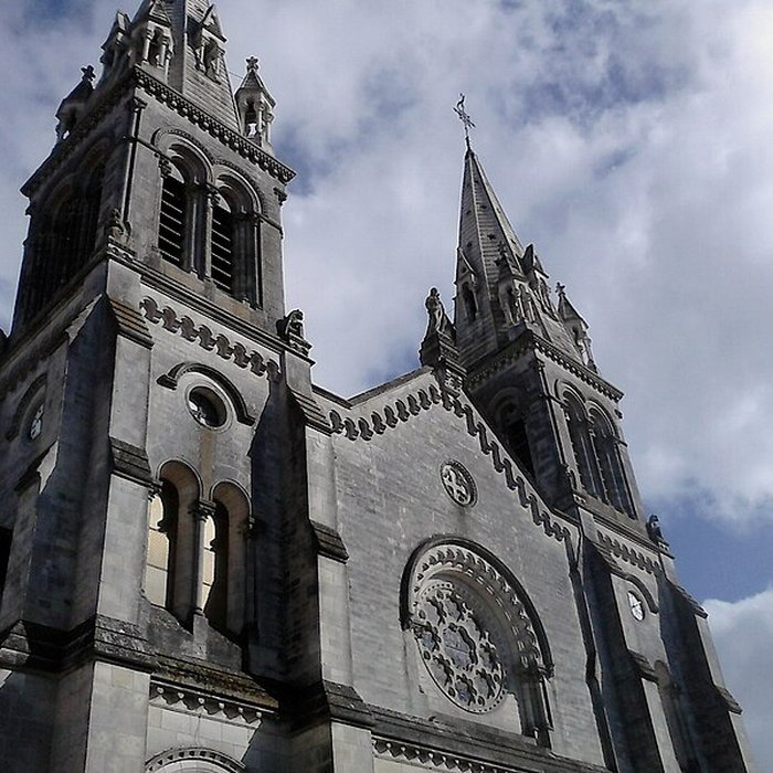 Photo de Église Saint-Pierre des Essarts