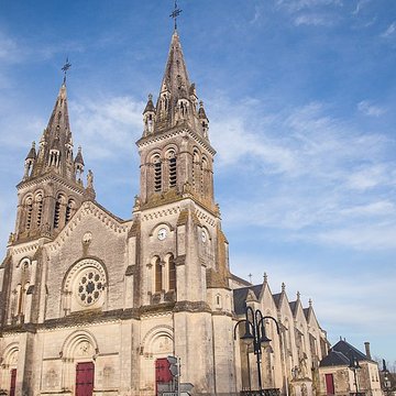 Église Saint-Pierre des Essarts