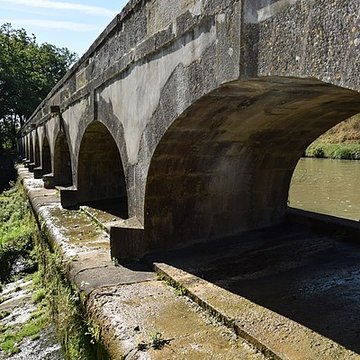 Canal du Midi : Épanchoir de lArgent-Double
