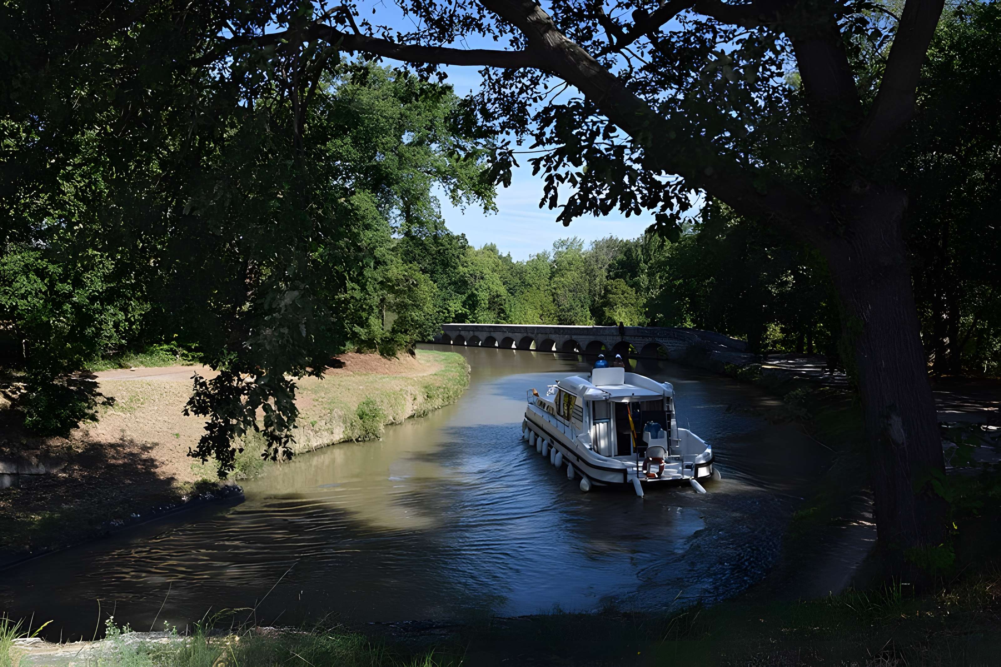 Canal du Midi : Épanchoir de l'Argent-Double
