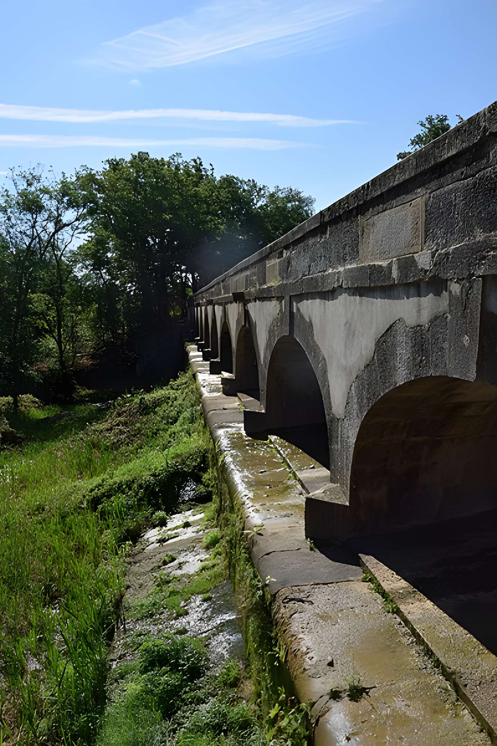 Canal du Midi : Épanchoir de l'Argent-Double