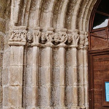 Église Saint-Pierre dEyrein