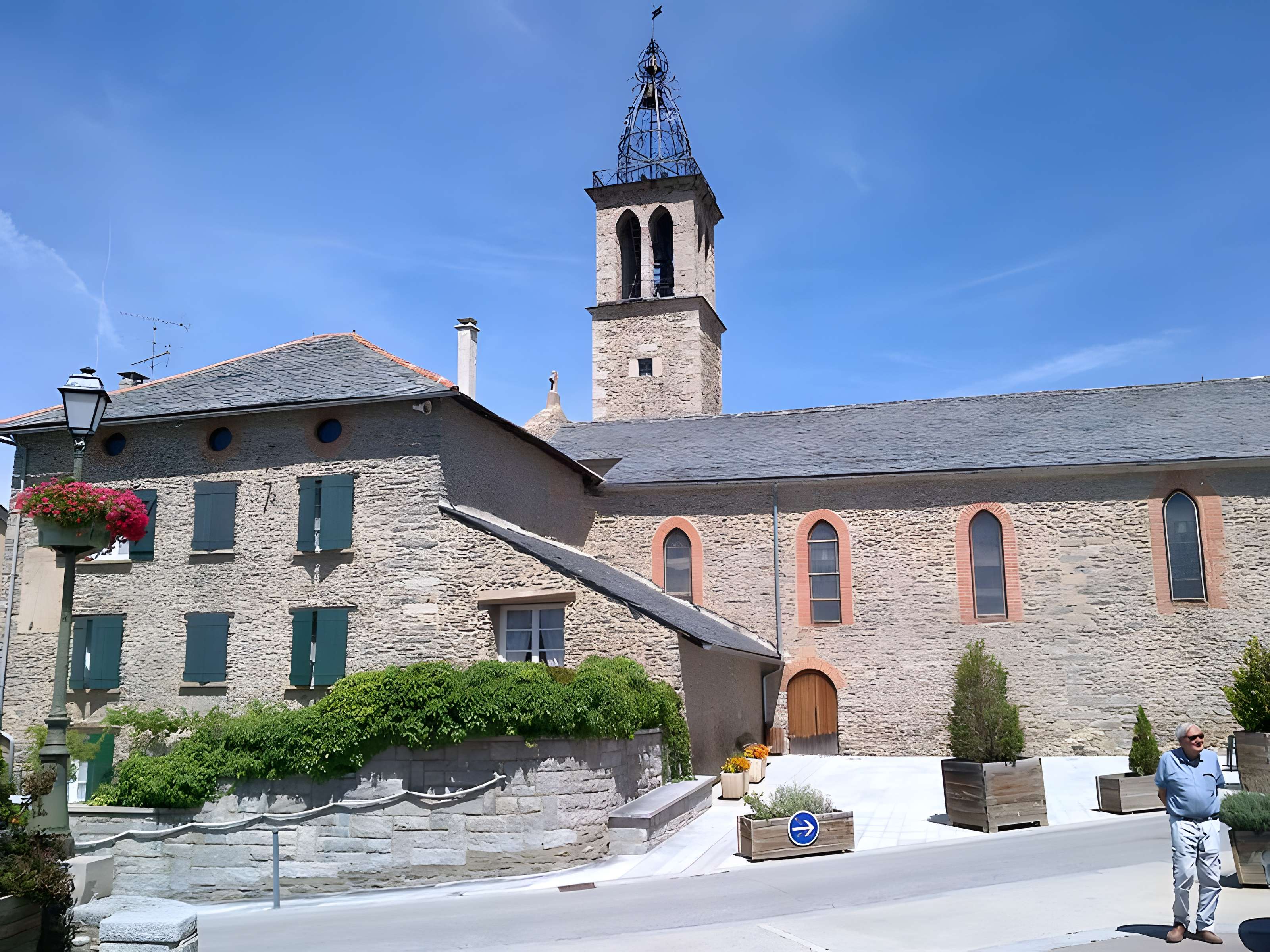 Église Saint-Pierre d'Osséja