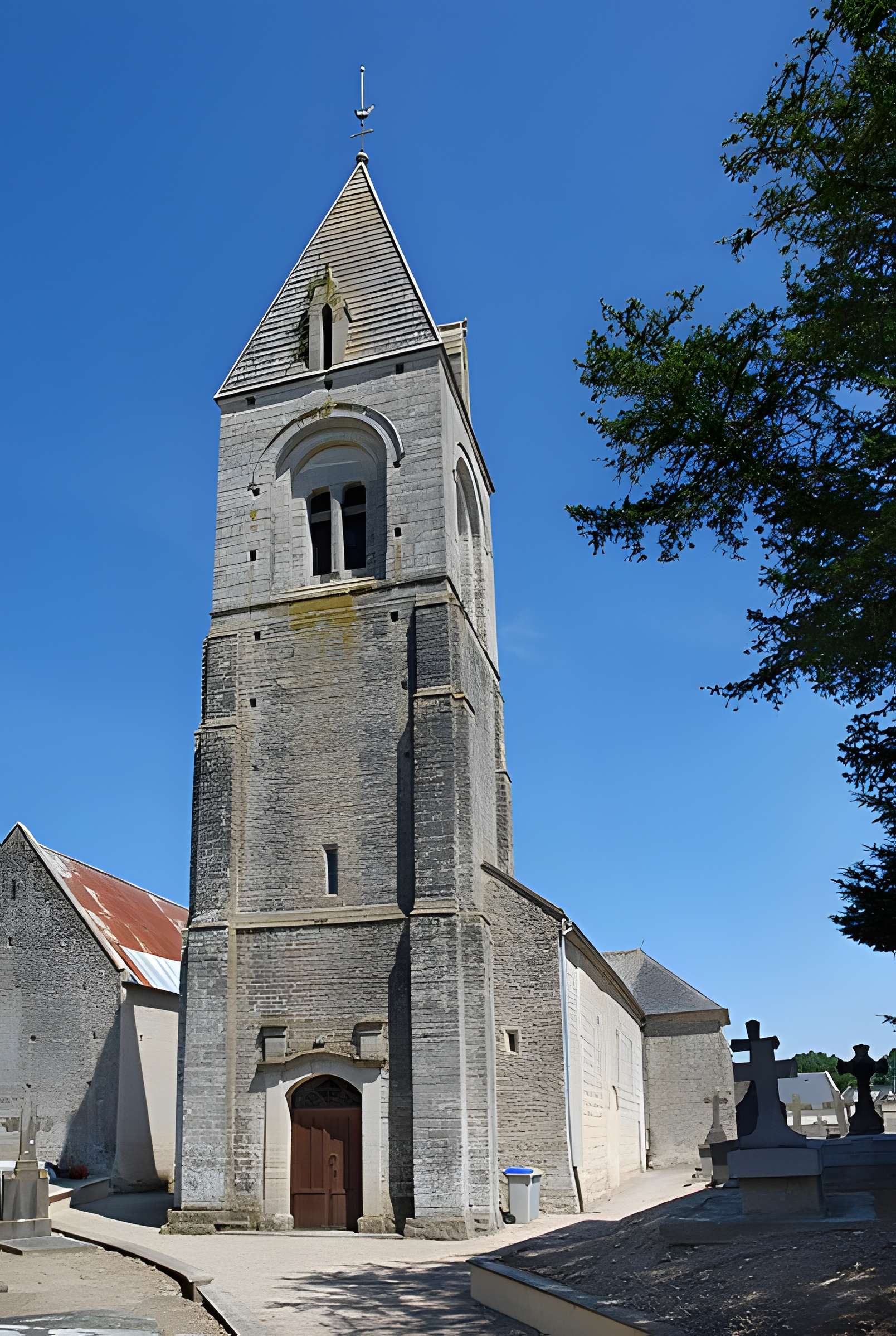 Église Saint-Pierre du Manoir