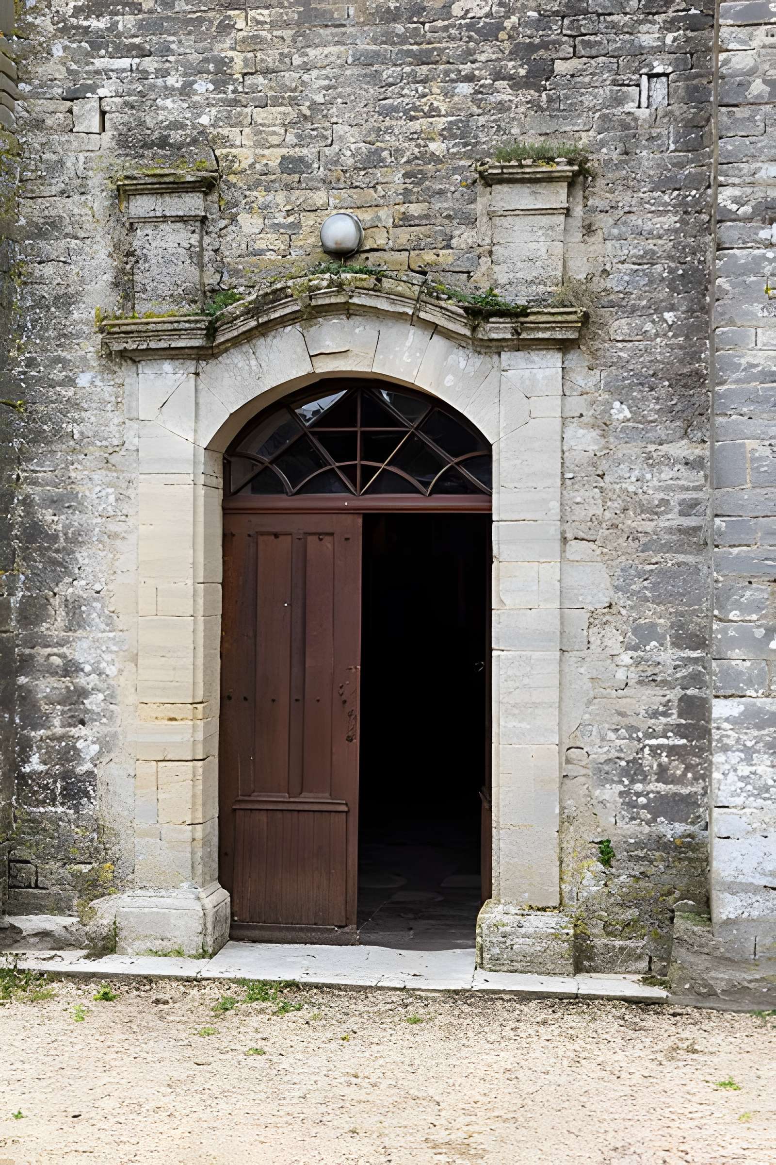 Église Saint-Pierre du Manoir