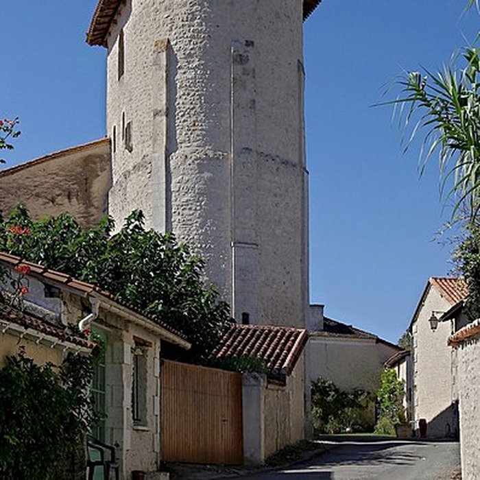 Photo de Église Saint-Pierre et Saint-Paul de Saint-Paul-Lizonne