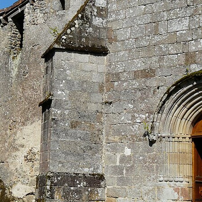 Photo de Église Saint-Pierre et Saint-Paul du Bourdeix