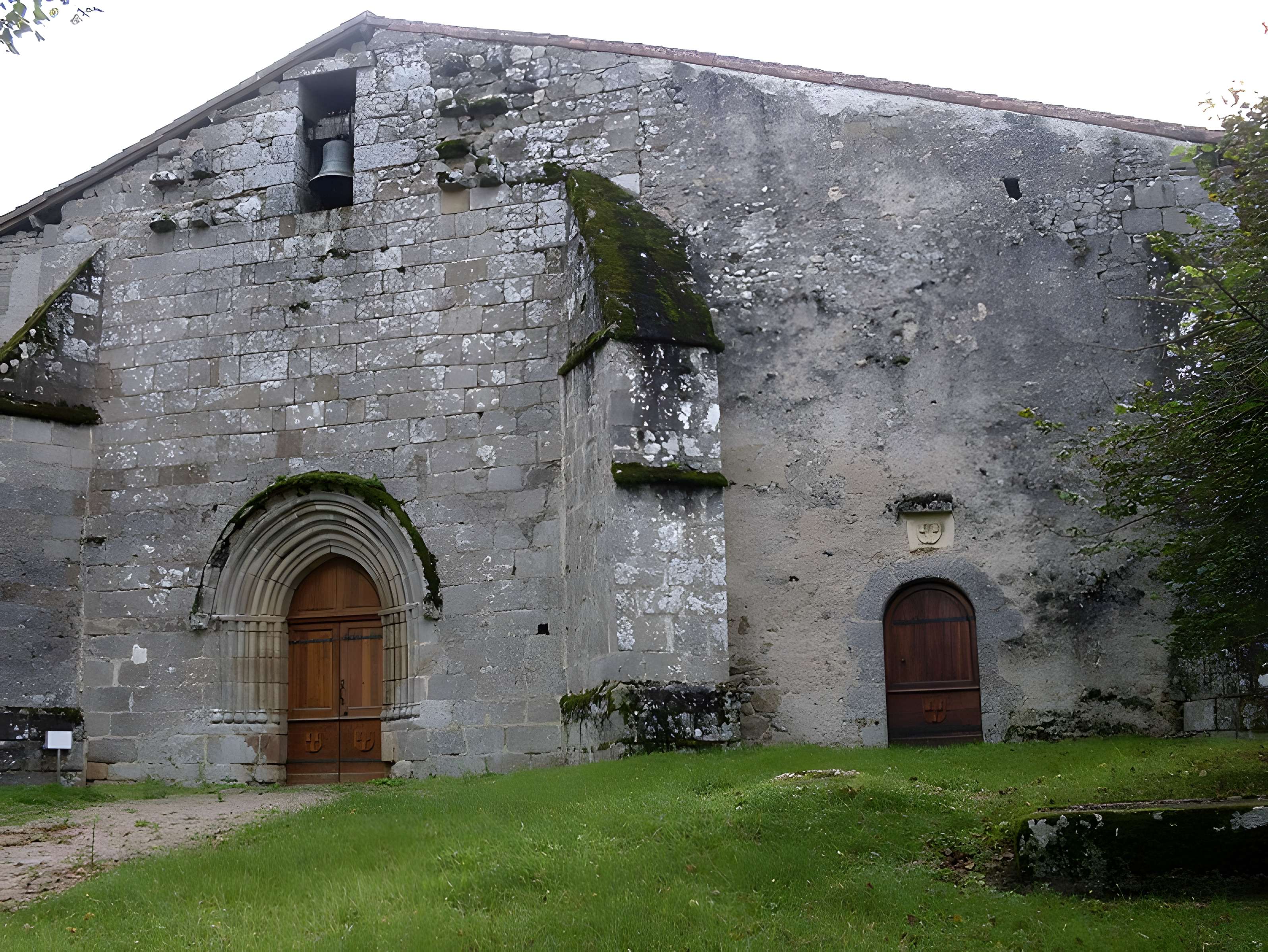 Église Saint-Pierre et Saint-Paul du Bourdeix