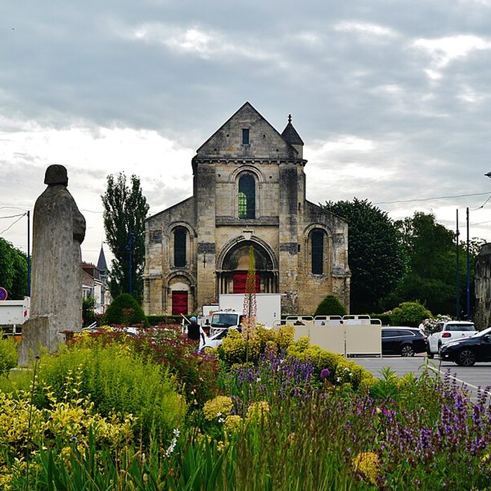 Photo de Église Saint-Pierre-au-Parvis de Soissons