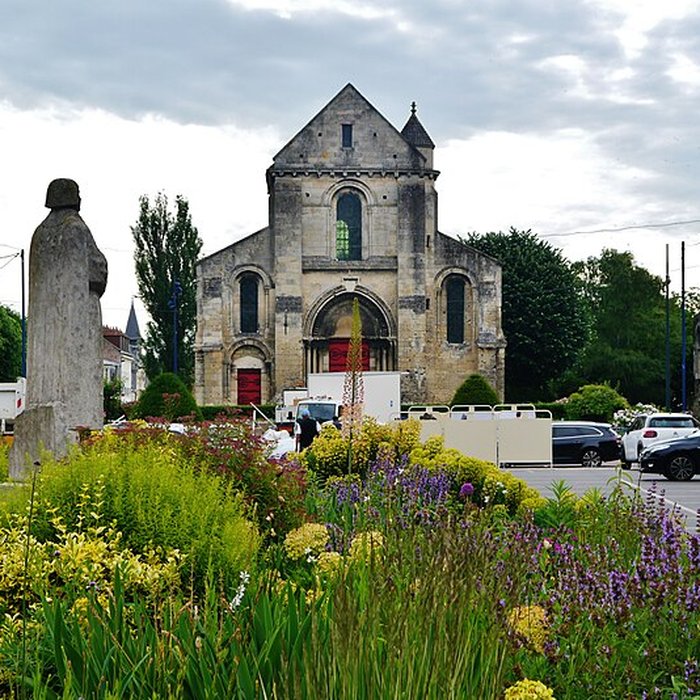 Photo de Église Saint-Pierre-au-Parvis de Soissons
