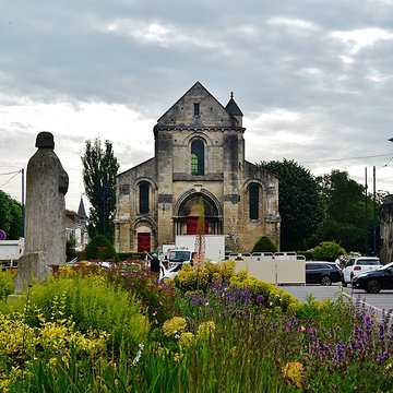 Église Saint-Pierre-au-Parvis de Soissons