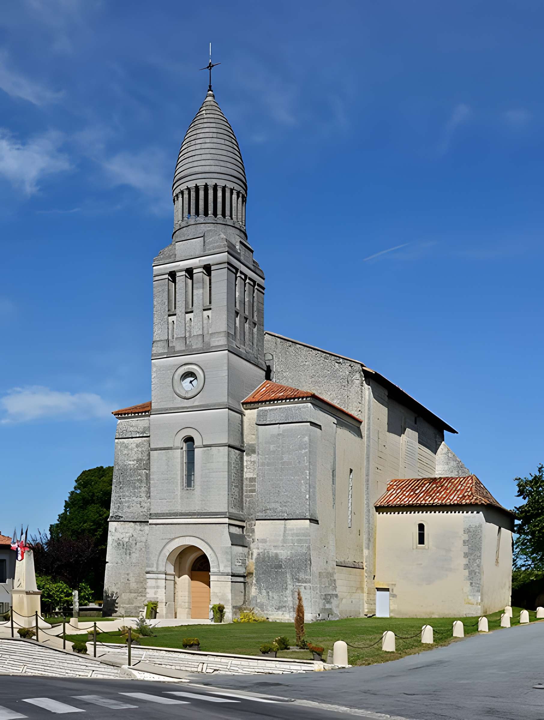 Église Saint-Pierre-aux-Liens d'Allemans