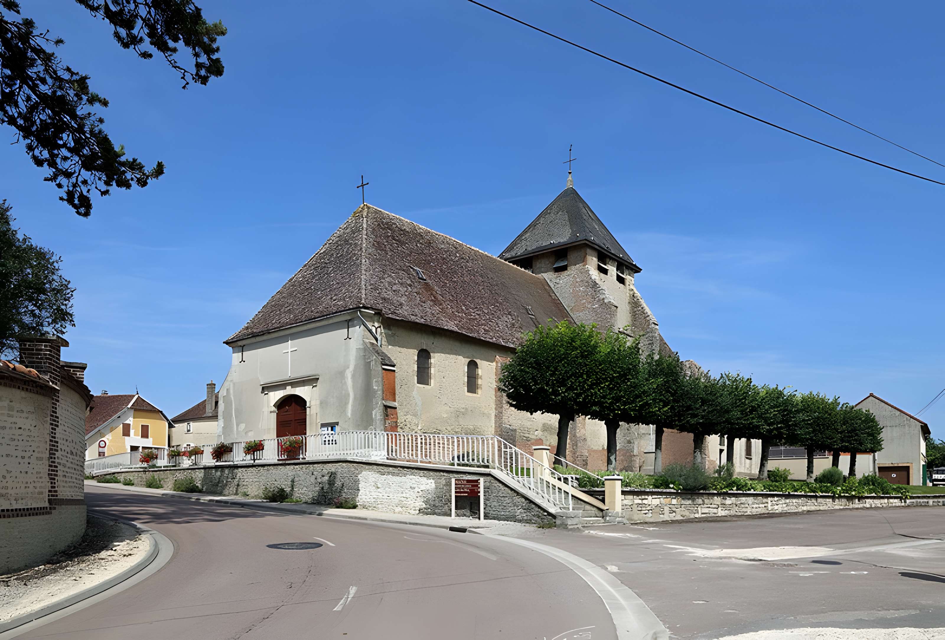 Église Saint-Pierre-aux-Liens de Clérey