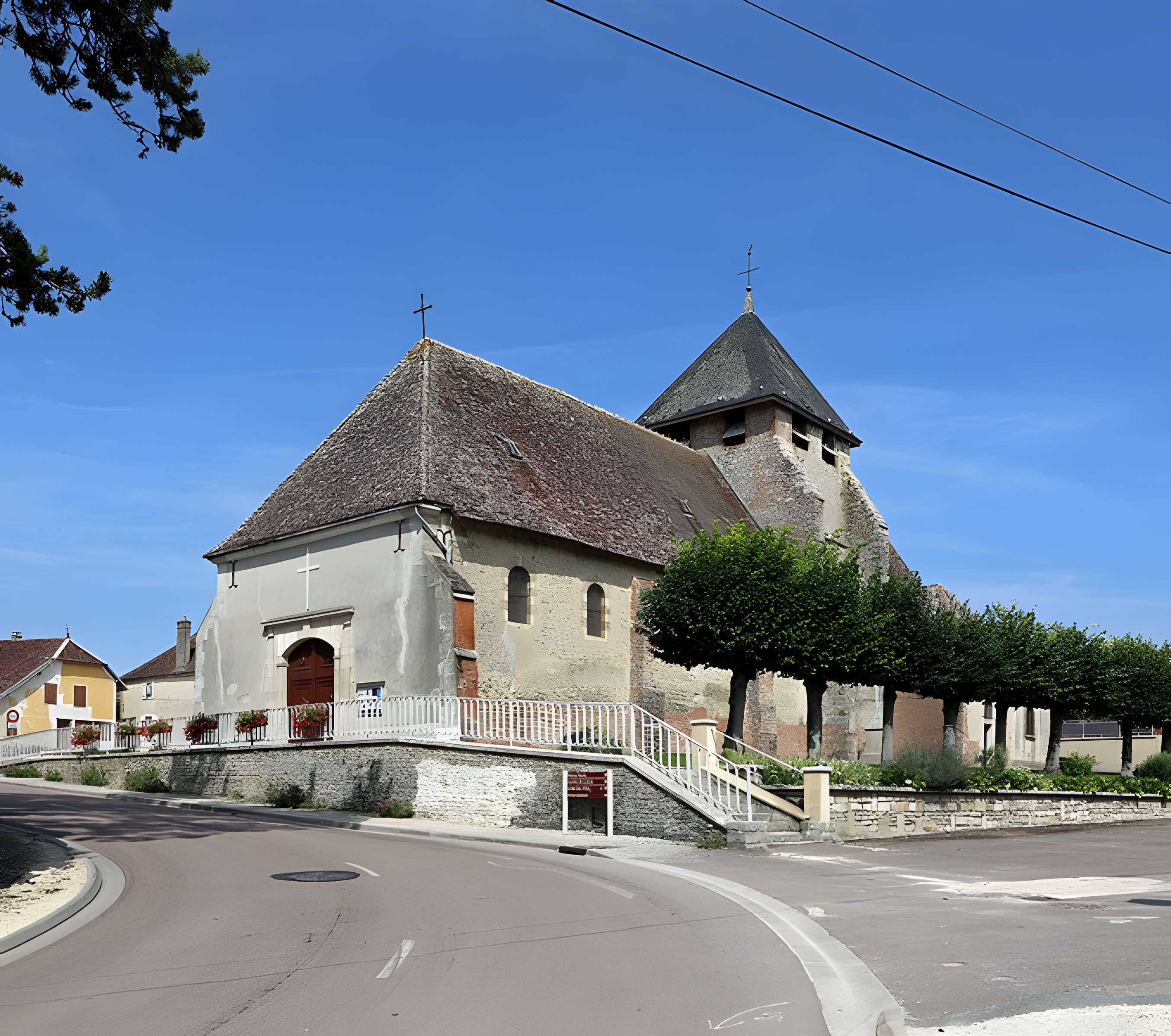Église Saint-Pierre-aux-Liens de Clérey