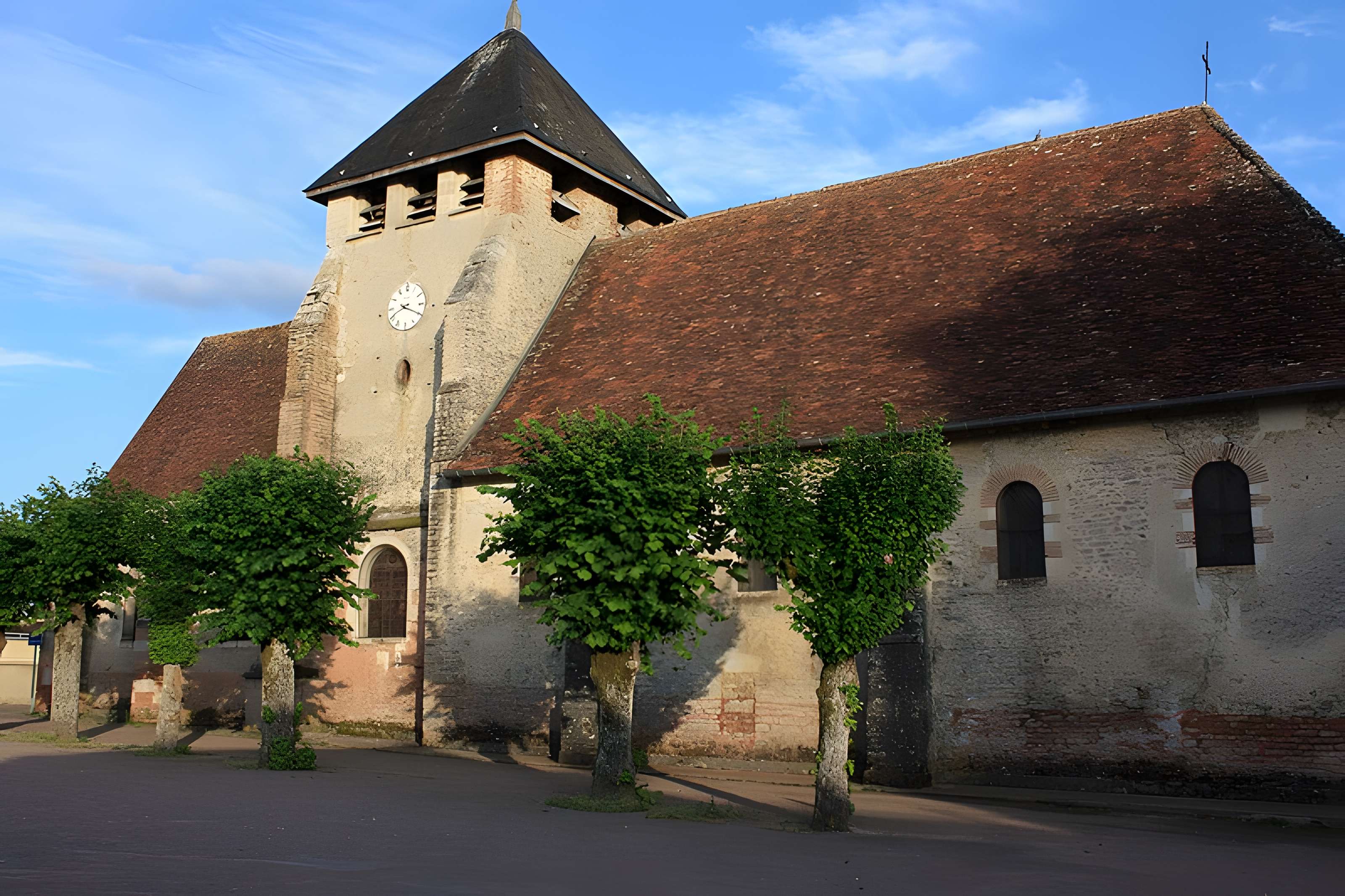 Église Saint-Pierre-aux-Liens de Clérey