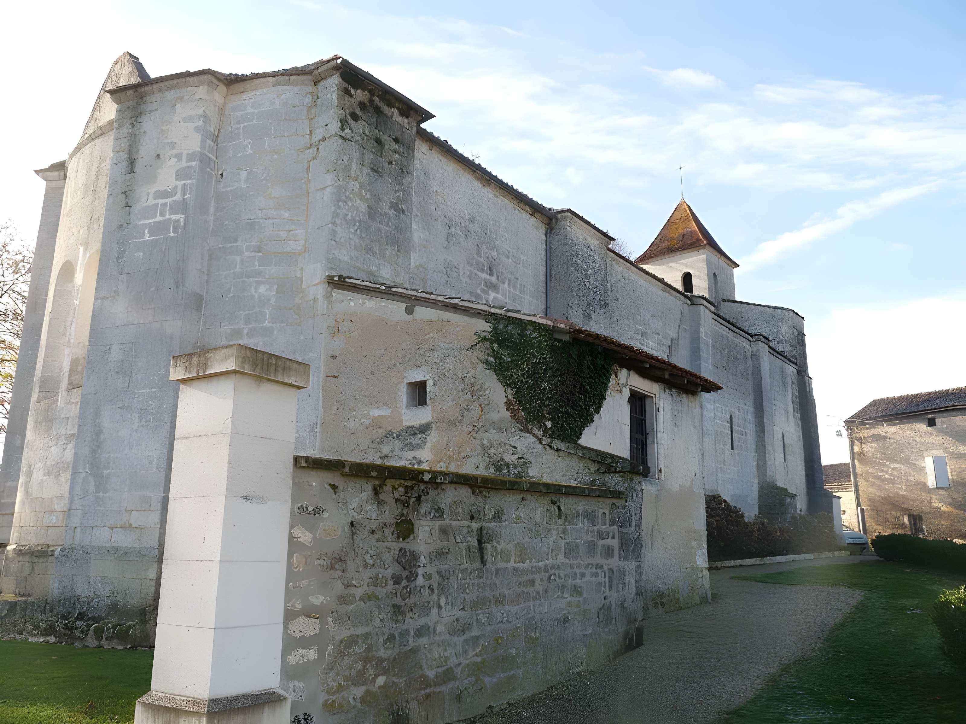 Église Saint-Pierre-aux-Liens de Garat