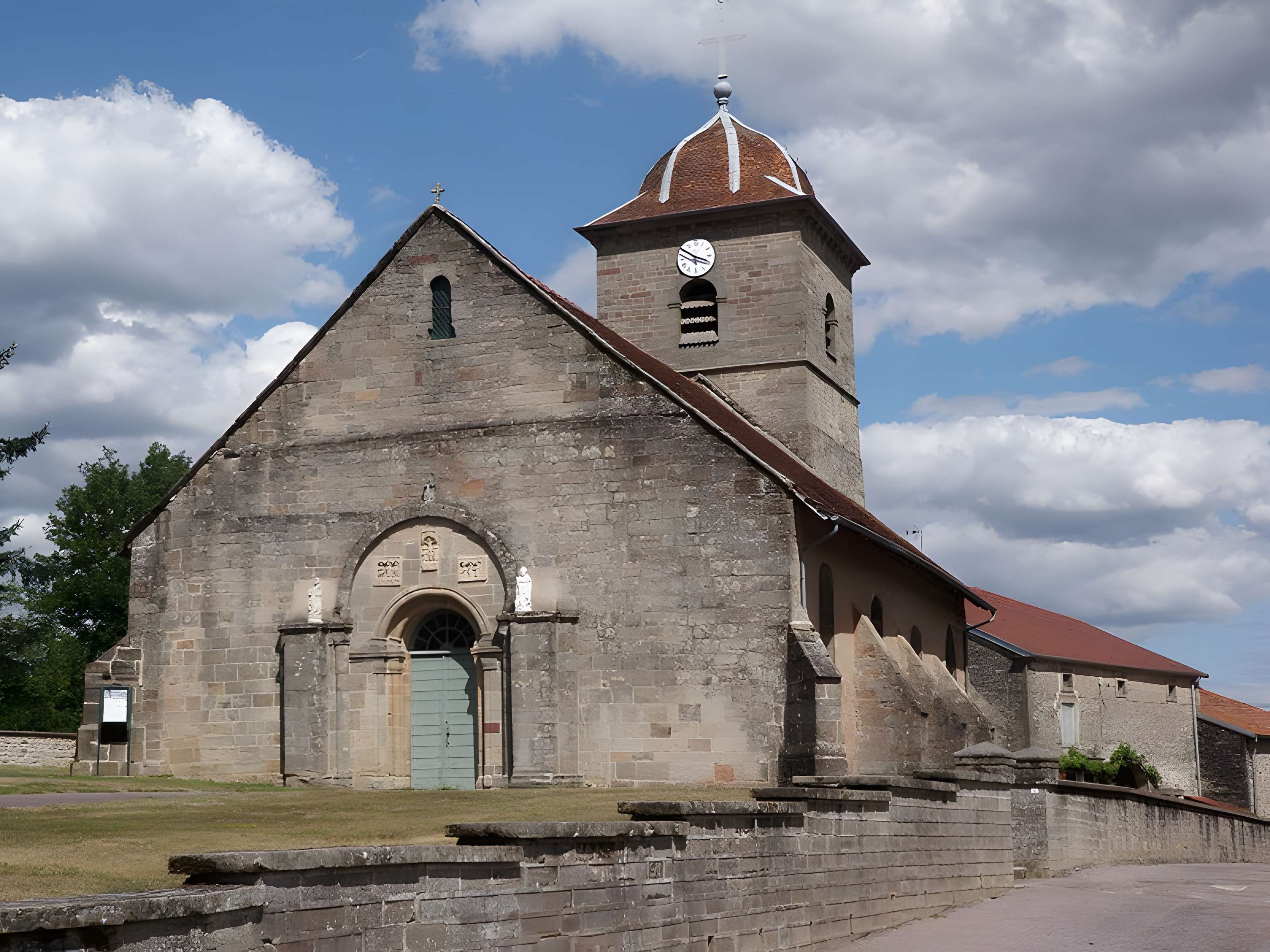 Église Saint-Pierre-aux-Liens de Martinvelle 