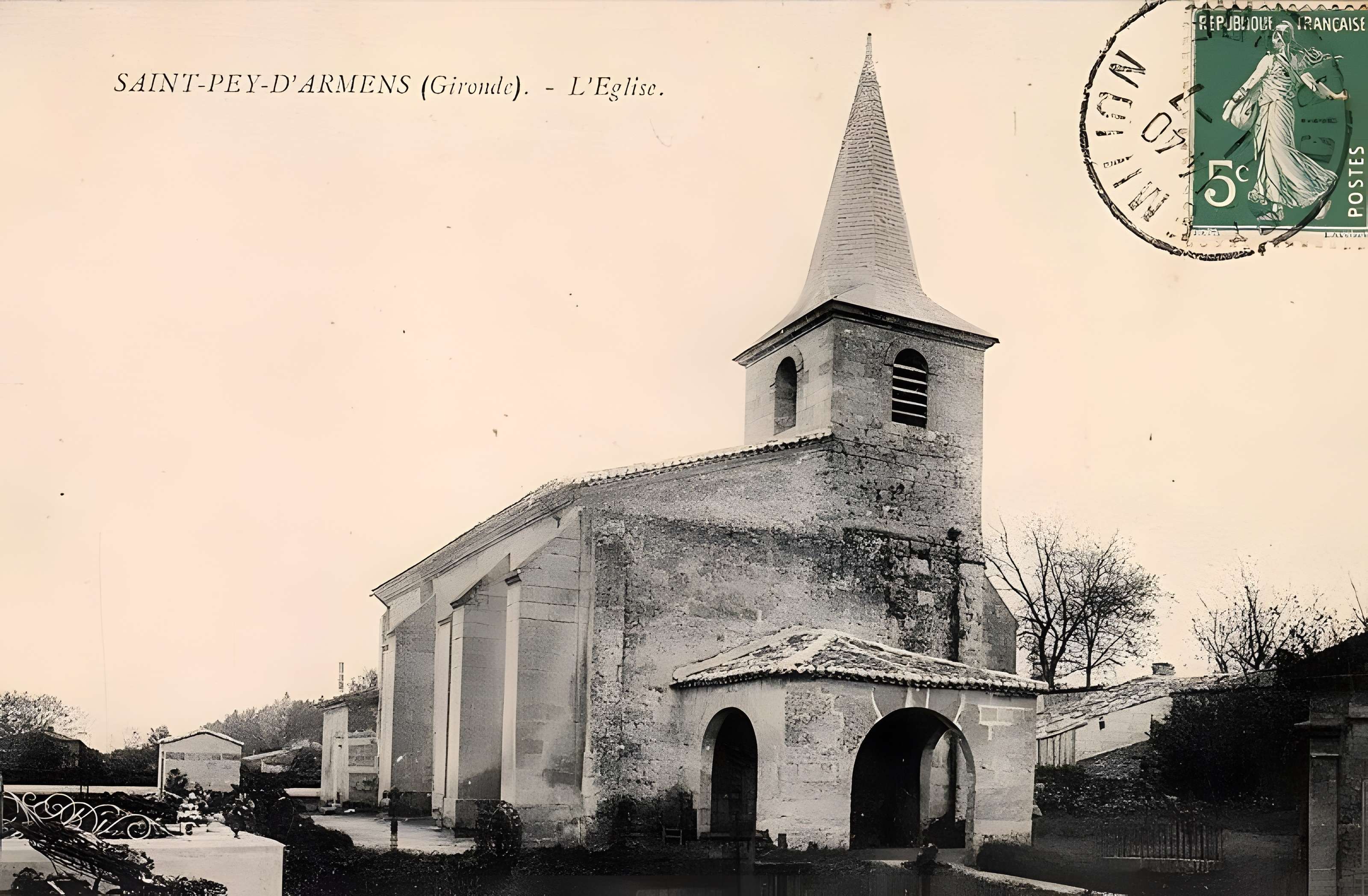 Église Saint-Pierre-aux-Liens de Saint-Pey-d'Armens